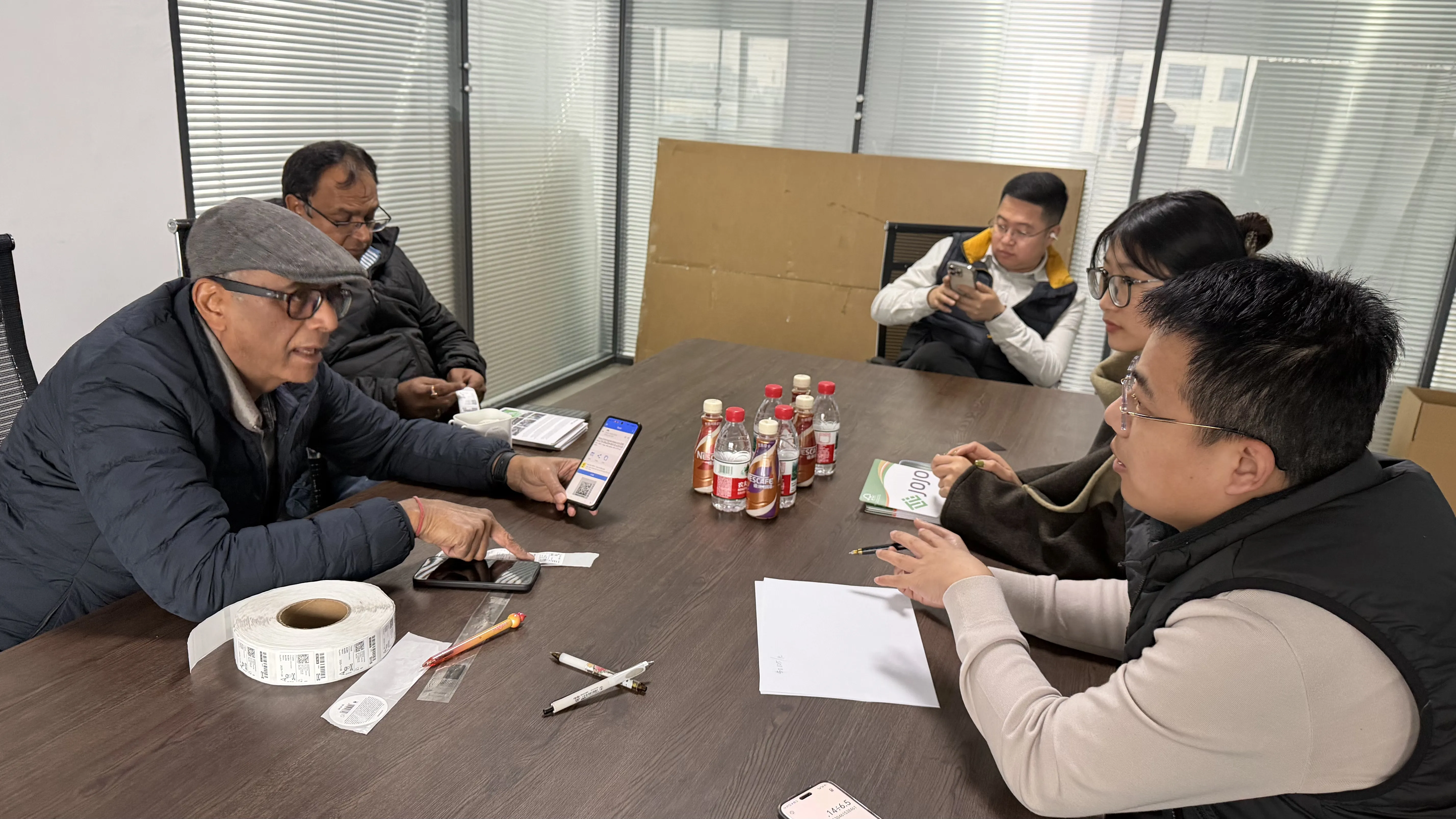 Vehementer grata elit visitare officinam nostram