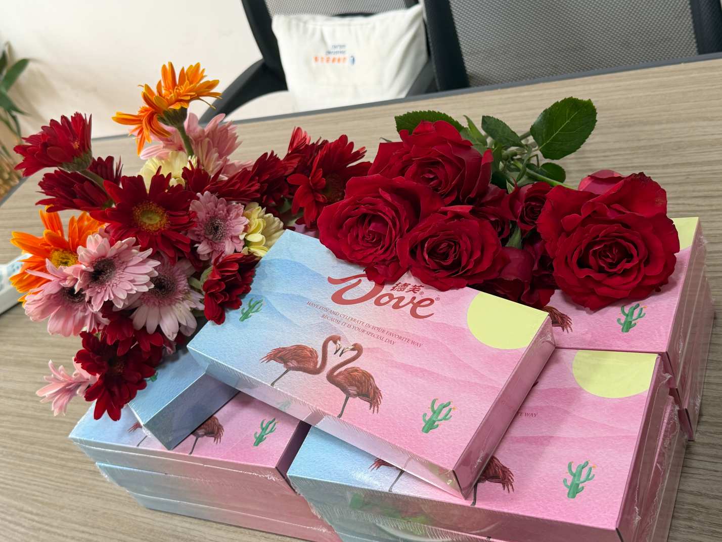 Amor implet workplace